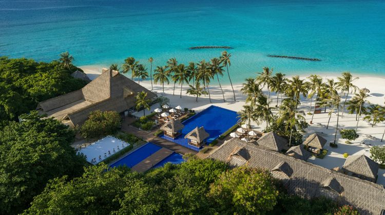 Emerald Maldives Resort & Spa Pool
