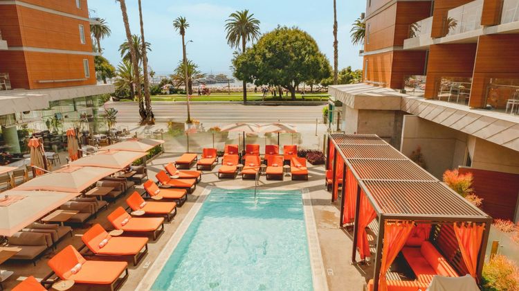 Shore Hotel Pool