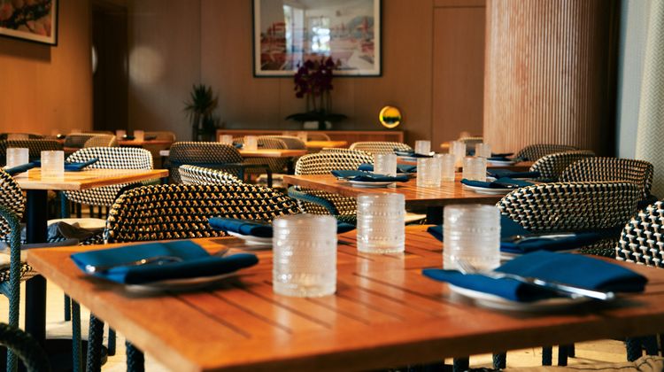 Shore Hotel Restaurant