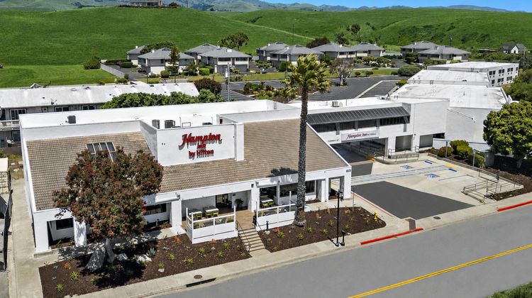 Hampton Inn San Simeon Cambria Exterior