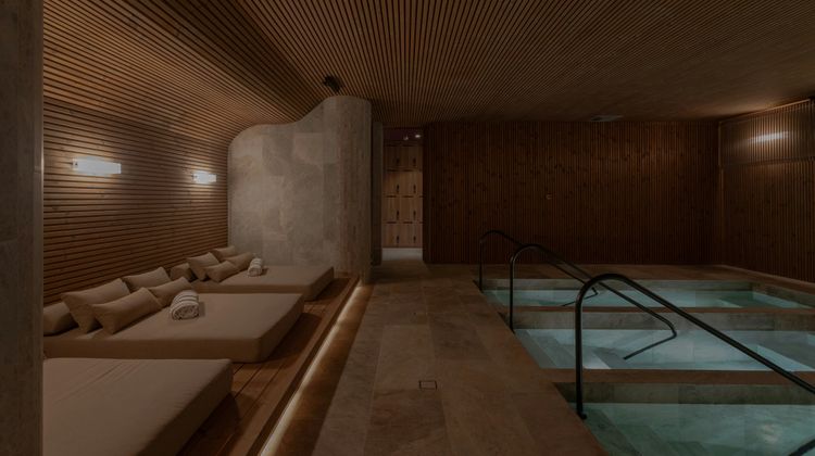 Wake Medellin Pool