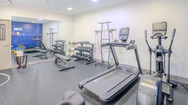 Holiday Inn Expres/Stes Christiansburg Health Club