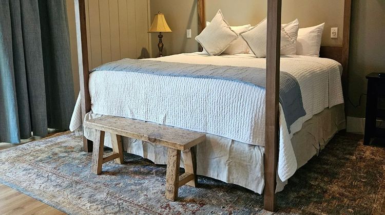 The Manor on Golden Pond Room