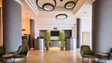 <b>Thistle Express Luton Lobby</b>. Images powered by <a href="https://www.leonardoworldwide.com/" title="Leonardo Worldwide" target="_blank">Leonardo</a>.