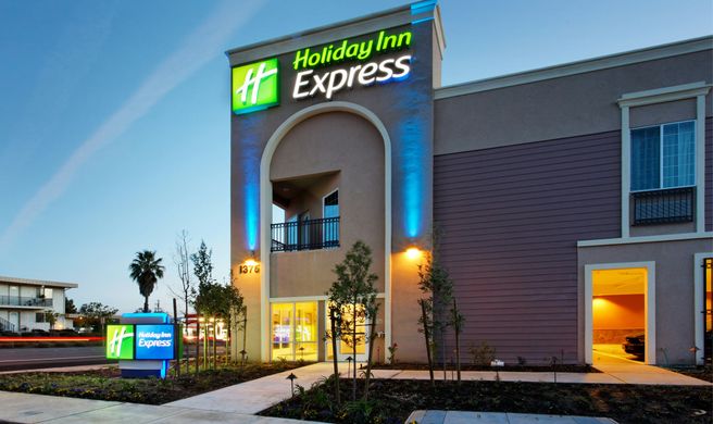 Holiday Inn Express Benicia Exterior