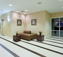 Holiday Inn Express Benicia Lobby