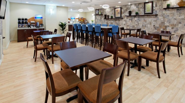Holiday Inn Express Benicia Restaurant