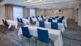 Holiday Inn Express Warren Meeting