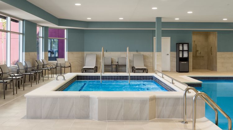 Candlewood Suites Midtown by IHG Pool