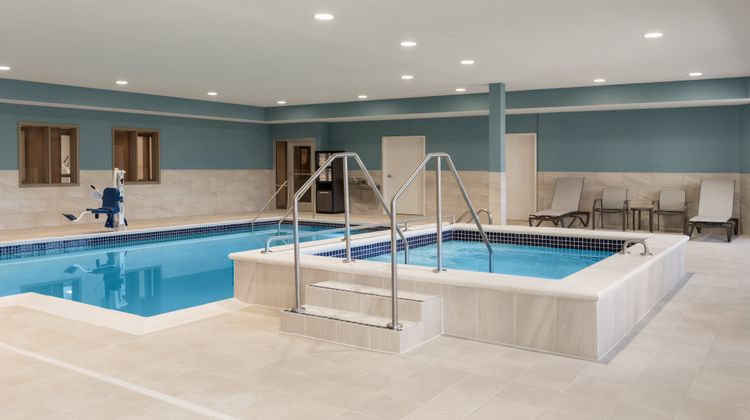 Candlewood Suites Midtown by IHG Pool