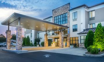 Holiday Inn Express & Suites Fort Payne