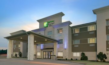 Holiday Inn Express & Suites Magnolia