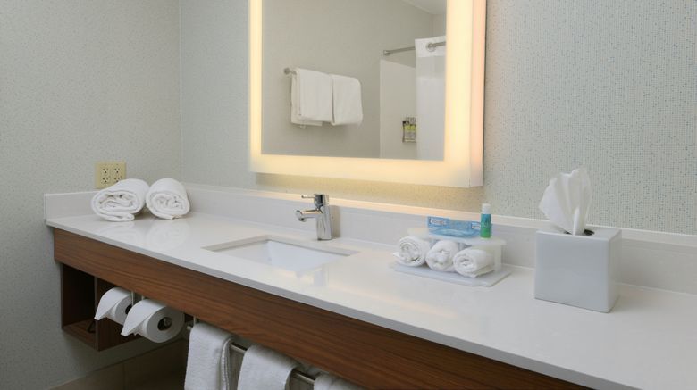 <b>Holiday Inn Express & Suites Magnolia Room</b>. Images powered by <a href="https://www.leonardoworldwide.com/" title="Leonardo Worldwide" target="_blank">Leonardo</a>.
