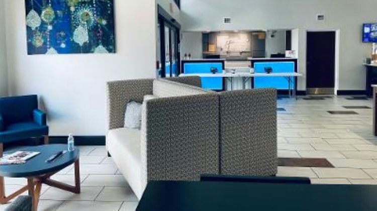 Holiday Inn Express & Suites Fort Payne Exterior