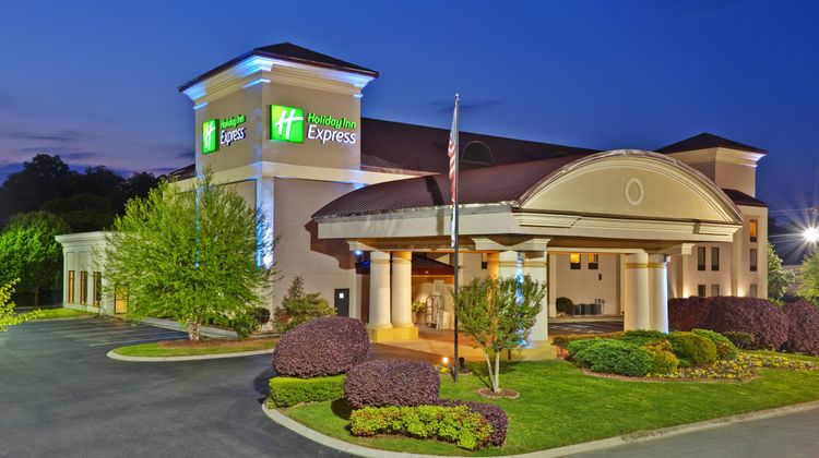 Holiday Inn Express Ringgold Exterior