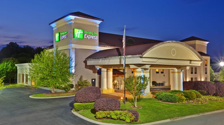 Holiday Inn Express Ringgold Exterior. Images powered by <a href="https://www.leonardoworldwide.com" target="_blank" rel="noopener">Leonardo</a>.