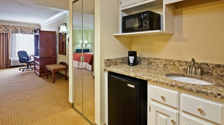 Holiday Inn Express Ringgold Suite