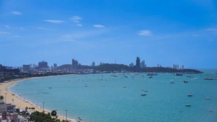 Holiday Inn Pattaya Beach