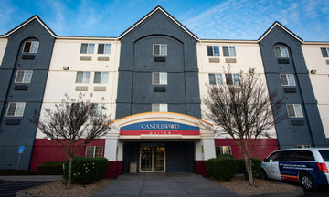 Candlewood Suites Airport