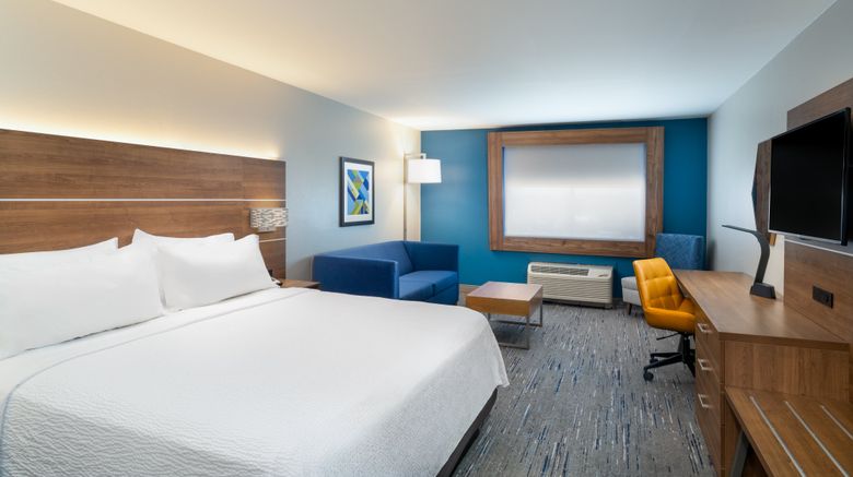 <b>Holiday Inn Express & Suites Versailles Room</b>. Images powered by <a href="https://www.leonardoworldwide.com/" title="Leonardo Worldwide" target="_blank">Leonardo</a>.