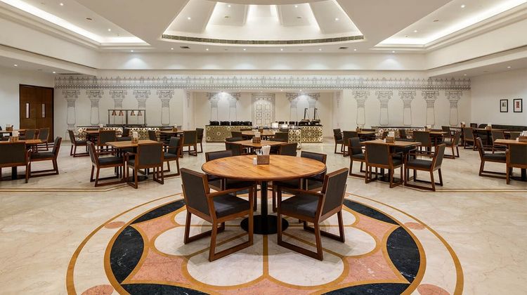 Hotel Greenpark Chennai Restaurant