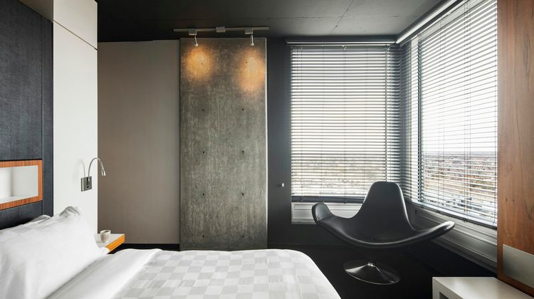 ALT Hotel Quartier DIX30 Room