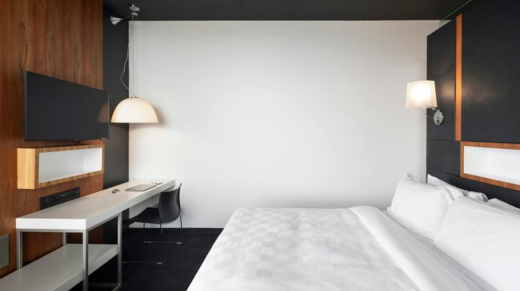 ALT Hotel Quartier DIX30 Room