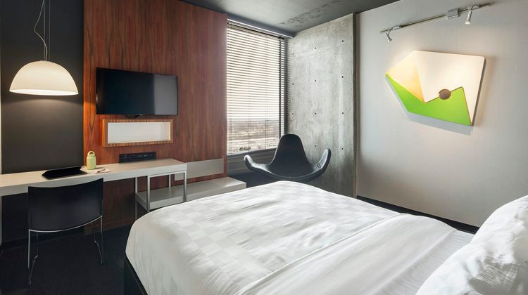 ALT Hotel Quartier DIX30 Room