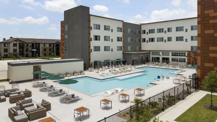 Element North Austin Tech Ridge Pool