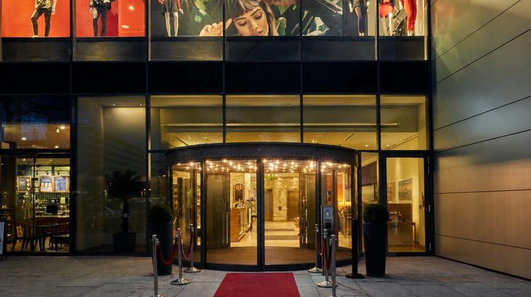 H Plus Hotel Salzburg Exterior