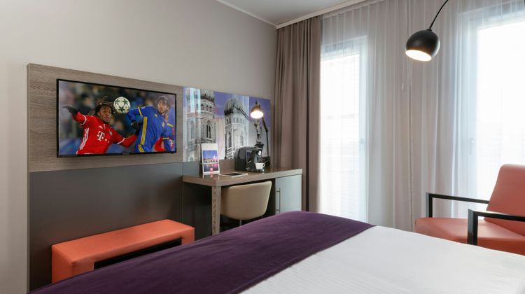 Leonardo Hotel Munich City South Room
