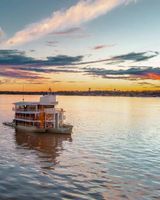 Delfin Amazon Cruises