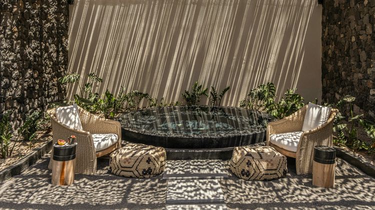 Hotel Istoria, Perivolos Beach Spa