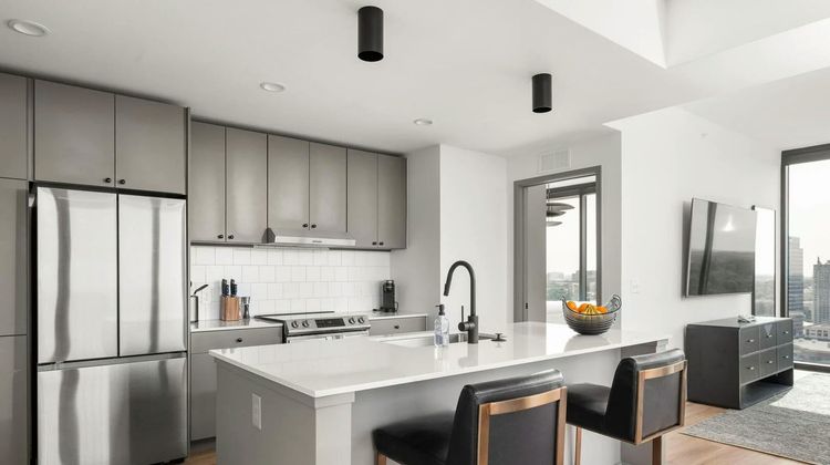Emmi Midtown Room