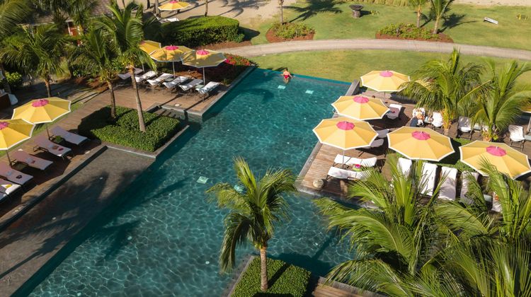 Four Seasons Resort Nevis Pool
