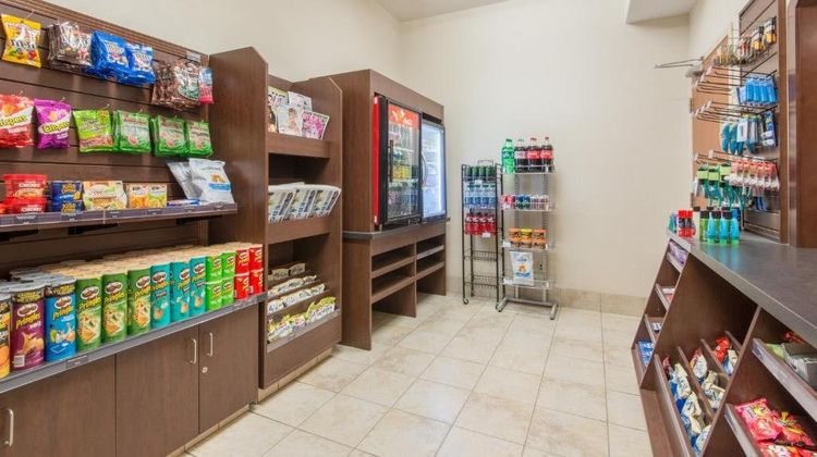 Canalta Wainwright Lobby