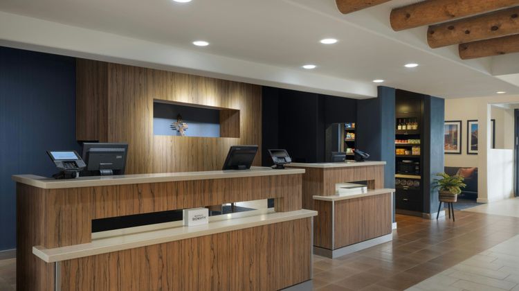 Courtyard by Marriott Santa Fe Lobby