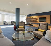 Courtyard by Marriott Santa Fe Lobby