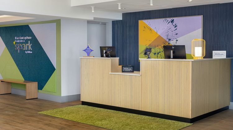 Spark by Hilton Montreal Brossard Lobby