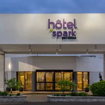 Spark by Hilton Montreal Brossard