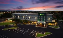 Holiday Inn