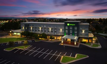 Holiday Inn