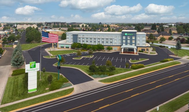 Holiday Inn Exterior