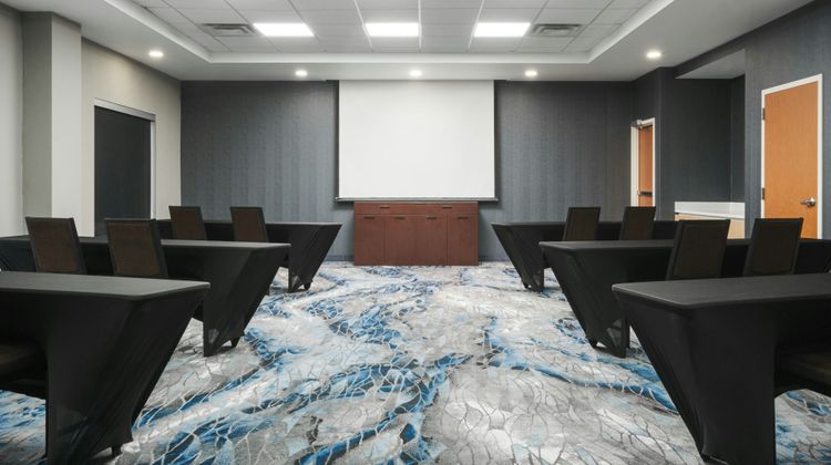 Fairfield Inn & Suites Cleveland Meeting