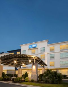 City Express by Marriott Pooler Savannah