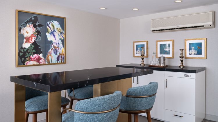 Voco Laguna Hills Suite