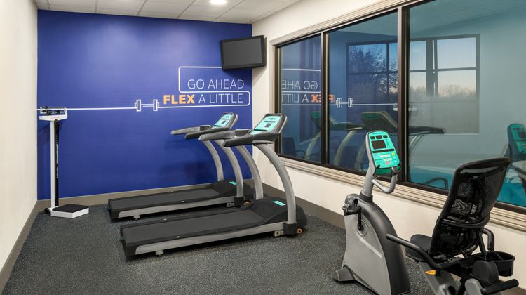 Holiday Inn Express Washington Health Club