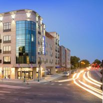 Bluemont Hotel