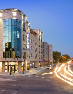 Bluemont Hotel