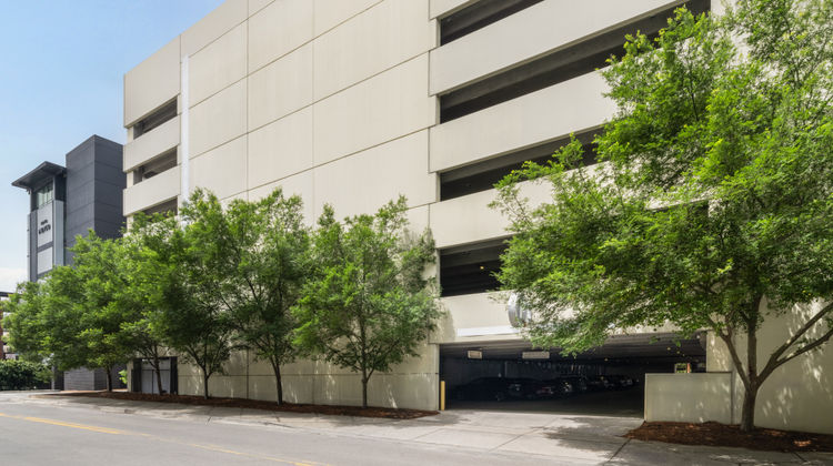 Hotel Indigo Tallahassee-CollegeTown Exterior